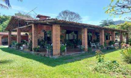 Sítio para Venda em Maricá, Inoã, 3 dormitórios, 2 banheiros, 2 vagas
