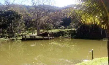 Sítio para Venda em Cachoeiras de Macacu, Japuíba, 4 dormitórios, 1 suíte, 2 banheiros, 2 vagas