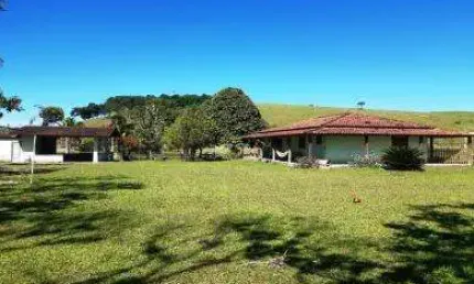 Sítio para Venda em Cachoeiras de Macacu, Marubaí, 2 dormitórios, 1 suíte, 1 banheiro, 1 vaga