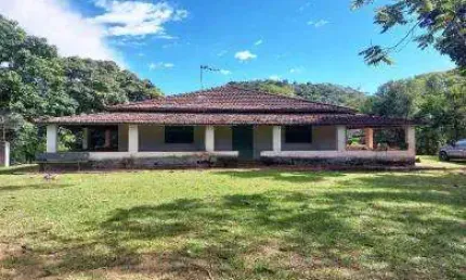 Sítio para Venda em Rio Bonito, Basílio, 3 dormitórios, 2 banheiros, 1 vaga