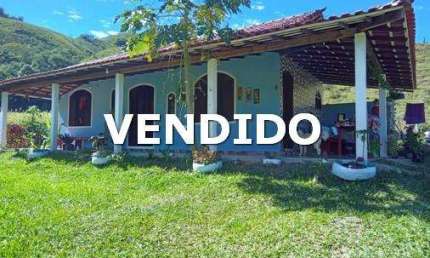 Chácara para Venda em Rio Bonito, Braçanã, 1 dormitório, 1 suíte, 1 banheiro, 1 vaga