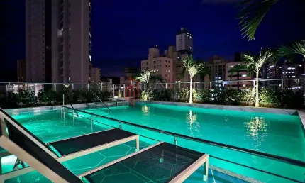 ALUGA-SE ANUAL APARTAMENTO ALTO PADRÃO NO CENTRO DE BALNEÁRIO CAMBORIÚ/SC