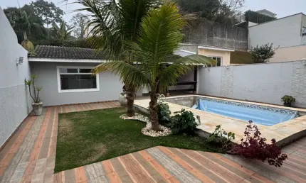 Casa em condomínio fechado com 3 quartos para alugar na Rua Tomi Saburo Yamamoto, Jardim das Cerejeiras, Arujá