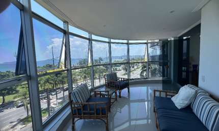Apartamento Alto Padrão, Mobiliado e  Modernizado de Frente para o Mar – Aparecida, Santos