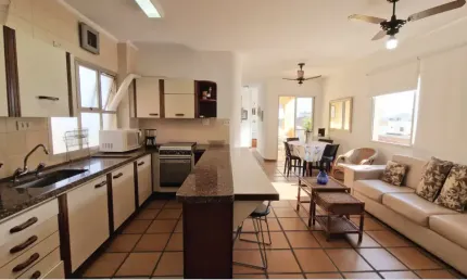 APARTAMEBTOCOM3 SUITES E VISTA MAR  NA ENSEADA EM GUARUJÁ.