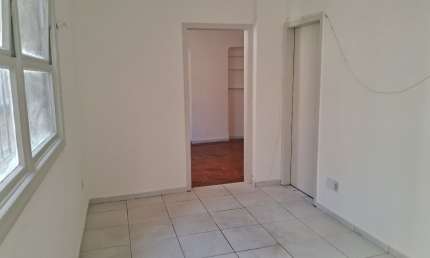 Ótimo apartamento de 2 dormitórios para alugar na Bela Vista - SP
