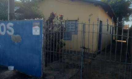 Casa com 3 quartos à venda na Vila Paulista, Pirassununga 