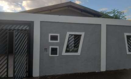 Casa com 3 quartos para alugar na Rua Santos Dumont, 590, Jardim Santa Rita, Pirassununga