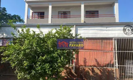 Duas casas mais salão comercial à venda, 200 m² por R$ 750.000,00 Jardim Belleville, Londrina.
