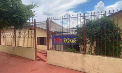 Casa, mais duas depêndencias, por R$ 120.000 - Parigot de Souza 2