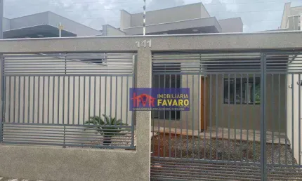 Excelente casa nova, 3 quartos sendo 1 suíte, Mais área gourmet com churrasquira e balcões em granito.