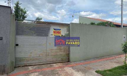 Jardim São Paulo 2, Casa com 124 metros de área construida, 250 metros de terreno, wc social, salão único sem divisão de comodos, garagem coberta.