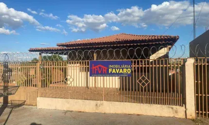 Duas casas em um terreno de esquina medindo: 453,84m2 no alto da boa vista.  r$ 550mil.