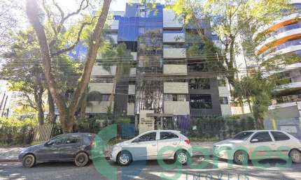 Apartamento com 3 dormitórios para alugar com 245.00m² no Edifício Theodoro de Bona Cabral