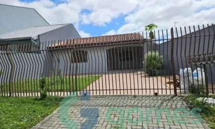 Casa com 3 quartos para alugar na Rua Leão Benjamim Breda, 126, São Braz, Curitiba
