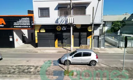 Barracão/Galpão para alugar com 560,00m² no Rebouças
