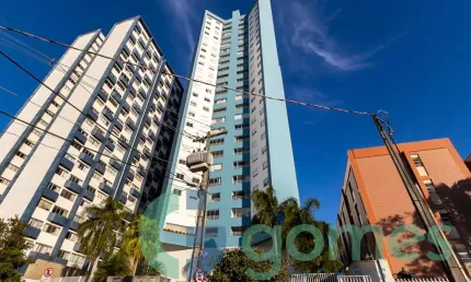 Apartamento com 3 dormitórios para alugar com 181.90m² no Cristo Rei