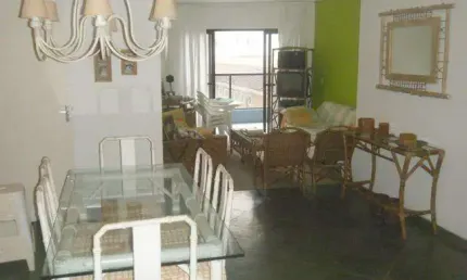 Praia de Pitangueiras, Lazer Total, 150 Metros Úteis, 100 m do Mar, Alto Padrão, 2 Garagens.