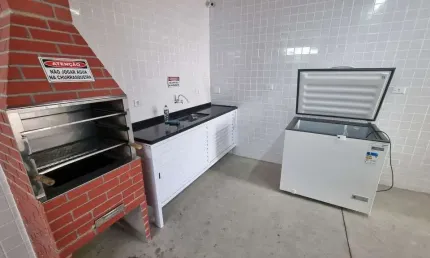 PITANGUEIRAS- UMA QUADRA DA PRAIA , CONDOMÍNIO BAIXO , PRÉDIO COM CHURRASQUEIRA.