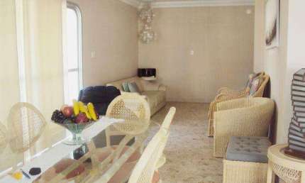 Ótima Cobertura PenthHouse na Praia de Pitangueiras,Amplo Terraço,2 Garagens,Lazer com Churrasqueira,Local Nobre,200 M² Úteis!!!