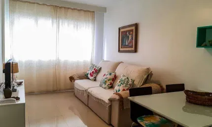 Pitangueiras- localzação privilegiada, todo reformado.