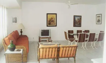 PITANGUEIRAS - CALÇADÃO - 30 METROS DO MAR - LINDA VISTA - 181 M² DE ÁREA ÚTIL - GARAGEM NO PRÉDIO - EXCELENTE APARTAMENTO.