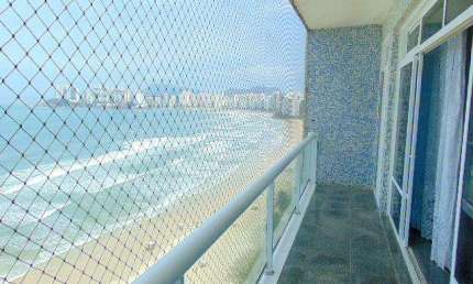 Pitangueiras - Frente ao mar - 04 dormitórios (03 suítes) - 02 vagas em parqueamento.