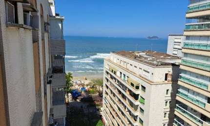 APARTAMENTO AMPLO COM 3 DORMITÓRIOS, 50 METROS DA PRAIA, COM VISTA PARA O MAR