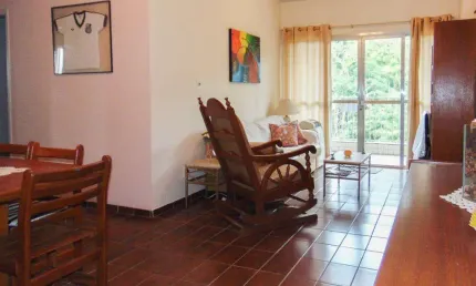 Astúrias - localização espetacular - 93 m² úteis - condomínio baixo - garagem no prédio.