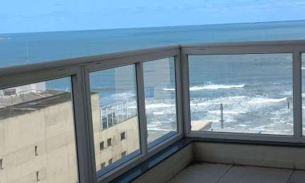 Pitangueiras - Apartamento novo - Terraço Gourmet - Vista para o mar - 02 vagas - Lazer.