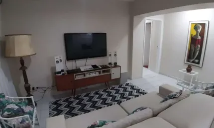 APARTAMENTO NO CALÇADÃO, 50 METROS DA PRAIA EM PITANGUEIRAS