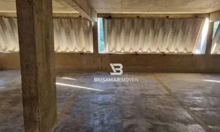 Garagem à venda na Avenida Leomil, 494, Pitangueiras, Guarujá