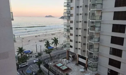 APARTAMENTO DUPLEX COM EXCELENTE VISTA PARA O MAR, À 40 METROS DA PRAIA NA PITANGUEIRAS.