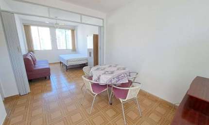 APARTAMENTO NA 1ª QUADRA DA PRAIA NA PTITANGUEIRAS GUARUJÁ