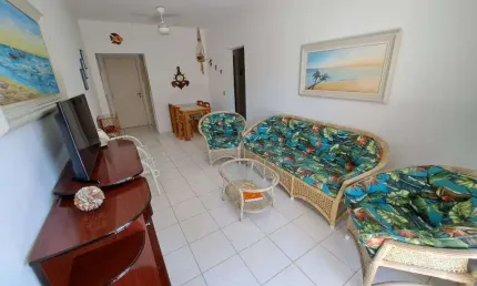 APARTAMENTO AMPLO REFORMADO COM  2 VAGAS DE GARAGEM LAZER NO PRÉDIO