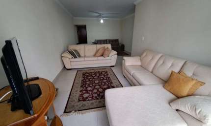 APARTAMENTO AMPLO COM 3 DORMITÓRIOS NO CALÇADÃO DA PRAIA DE PITANGUEIRAS.