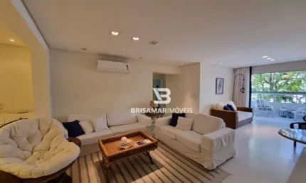 PITANGUEIRAS- LINDO APARTAMENTO TOTALMENTE REFORMADO, UMA QUADRA DO MAR, GARAGEM NO PRÉDIO.
