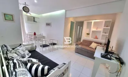 Pitangueiras- uma quadra da praia , totalemnte reformado, localzação espetacular.