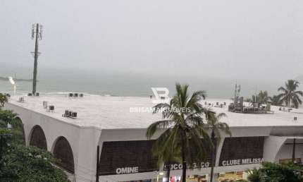 PITANGUEIRAS- FRENTE AO MAR COM MARAVILHOSA VISTA E VAGA DE GARAGEM DEMARCADA NO PRÉDIO.