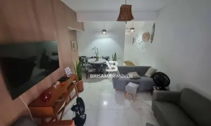 PITANGUEIRAS- UMA QUADRA DO MAR , TOTALMENTE REFORMADO, GARAGEM PRIVATIVA NO PRÉDIO, CONDOMÍNIO BAIXO.