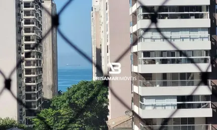 PITANGUEIRAS- LOCAL NOBRE COM MARAVILHOSA ÁREA DE LAZER , 02 VAGAS DE GARAGEM DEMARCADA NO PRÉDIO.