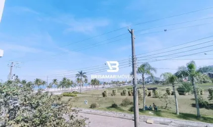 Enseada- na quadra da praia , magnífica casa impecável , 04 vagas de garagem.