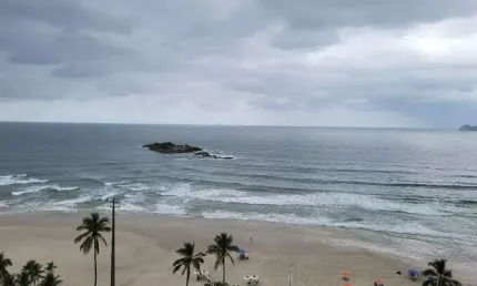 Pitangueiras- frente total ao mar com maravilhosa vista , garagem no prédio.