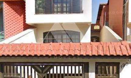 Lindo SOBRADO COM PORTEIRA FECHADA - 300m² - Suíte com Closet e Salão de festas