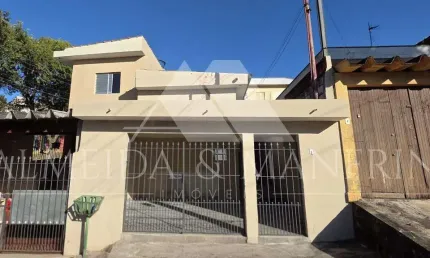Oportunidade Única: Sua Casa com Quintal Amplo a Passos do Metrô Sapopemba!