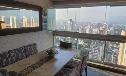 Apartamento para Venda em Santos, Ponta da Praia, 2 dormitórios, 1 suíte, 2 banheiros, 2 vagas