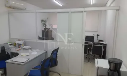 Sala Comercial para Venda em Santos, Gonzaga, 2 banheiros, 1 vaga