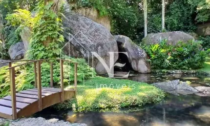 Casa para Venda em Guarujá, GUAIUBA, 3 dormitórios, 1 suíte, 3 banheiros, 10 vagas