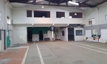 Galpão para Venda em São Vicente, Parque São Vicente, 2 banheiros, 2 vagas