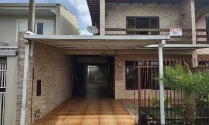Casa com 3 quartos à venda na Rua Frederico Stadler Júnior, Capão da Imbuia, Curitiba, 160 m2 por R$ 650.000